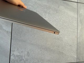 MacBook Air i5 8GB RAM 250GB SSD (A1932)