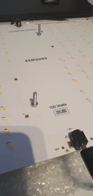 Panel LED cultivo HLG 100 Rspec Samsung