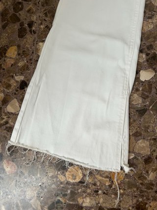 Pantalón campana blanco Stradivarius