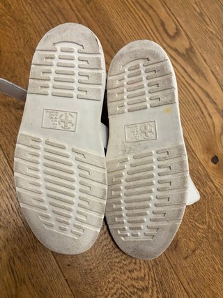 Sandalias Dr. Martens Piel Blanca