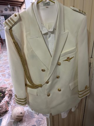 Traje de Comunión Blanco y Dorado SADY