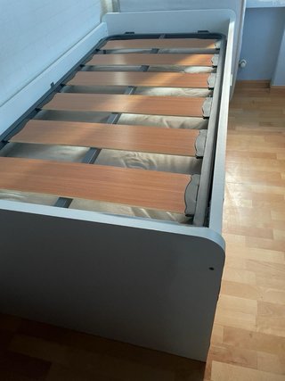 Cama nido con escritorio y cajones