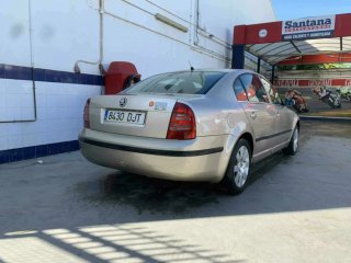 Skoda Superb 2005