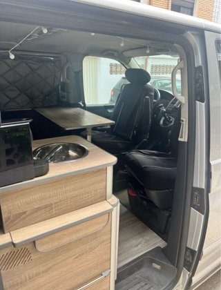Volkswagen Caravelle 2005