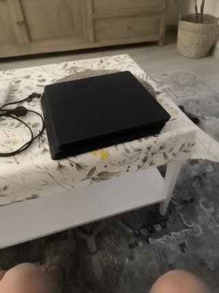 PS4 Slim (PlayStation 4 Slim) Negra