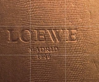 Caja LOEWE vacía auténtica marrón y dorada