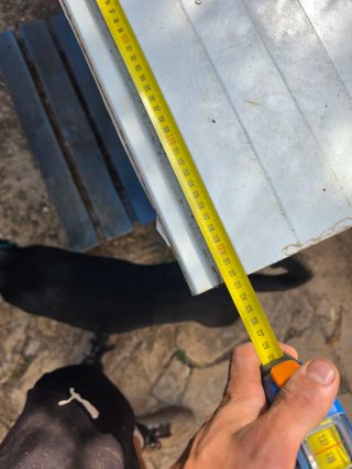 Caseta para perro azul y blanca
