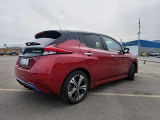 Nissan Leaf 40kwh N-Conecta IMPECABLE!!!