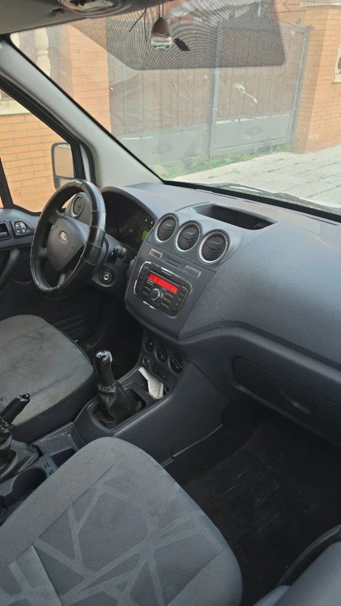 Ford Transit Connect 2012 - foto 1