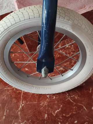 Bicicleta Bobbin sin pedales infantil