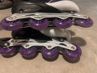 Patines ajustables 36-42 morado con luces en rueda