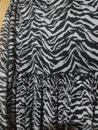 Vestido Zara estampado cebra