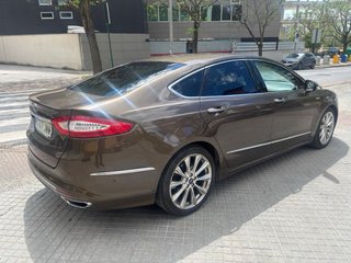 Ford Mondeo Vignale 2016