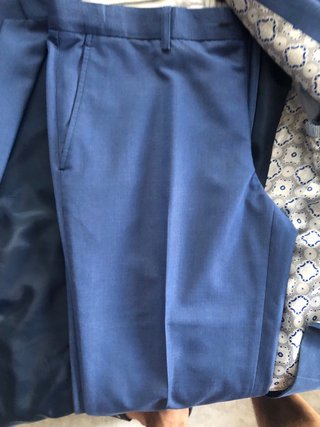 2 trajes, 5 camisas y americana