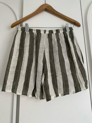 Bermudas rayas lino verde y blanco