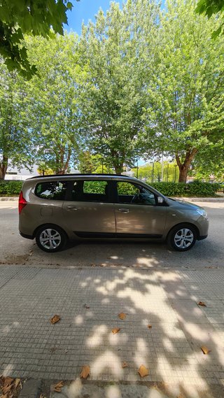 Dacia Lodgy 2013