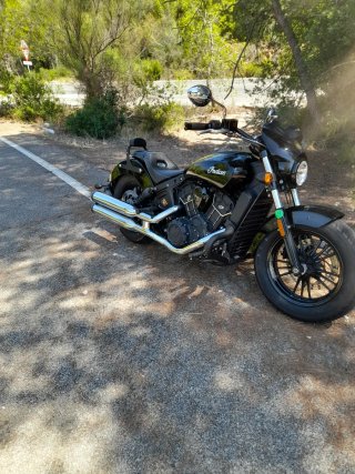 Indian Scout Sixty,pocos kilómetros,