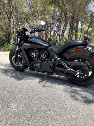 Indian Scout Sixty,pocos kilómetros,