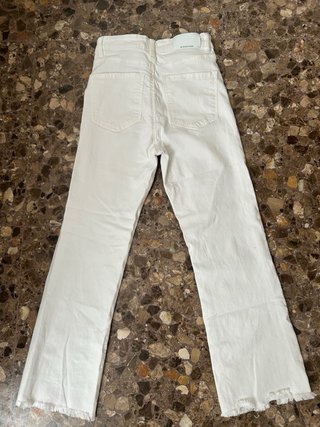 Pantalón tobillero blanco Stradivarius D78