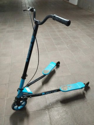 Patinete 3 ruedas azul