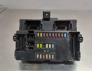 CAJA RELES / FUSIBLES IVECO DAILY CAMIÓN F1CE3481