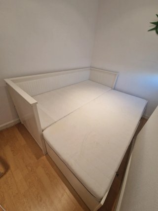 Cama nido de madera blanca