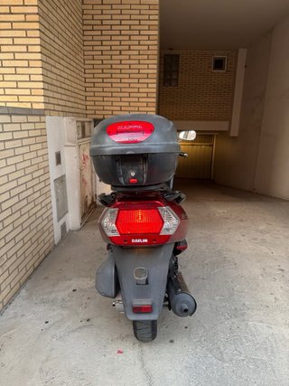 Moto Dailem S2 Scooter Roja 125 cc
