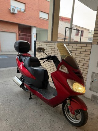 Moto Dailem S2 Scooter Roja 125 cc