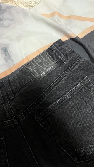 Vaqueros cortos negros Stradivarius Talla 40