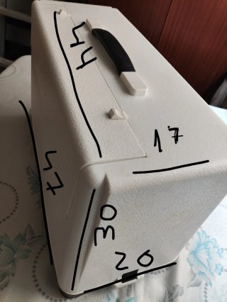 Maletín Máquina Coser Alfa Blanco y Negro
