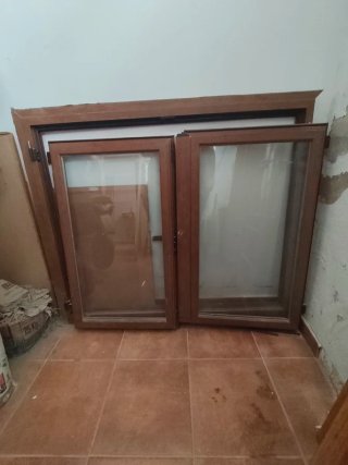 Ventana aluminio imitación madera doble cristal