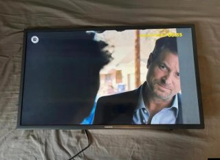 SmartTV Samsung 32'  con brazo articulado