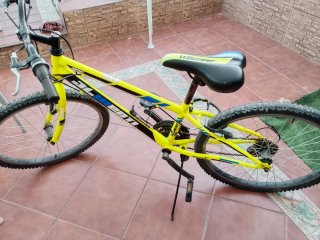 Bicicleta Montaña Amarilla