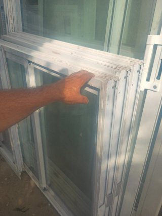5 Ventanas de aluminio correderas 125 euros unidad