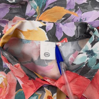 Camisa vintage floral oversized C&A