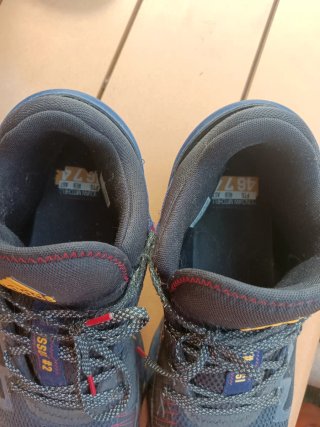 Zapatillas Adidas Negras y Azules