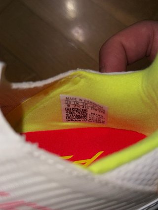 Zapatillas de futbol Adidas F50 sin cordones