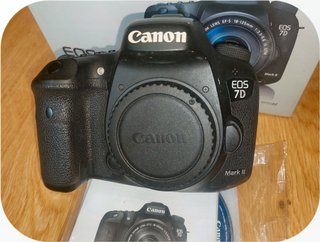 Canon 7D Mark II averiada