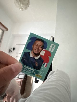 Figurita Kylian Mbappé Mundial Panini