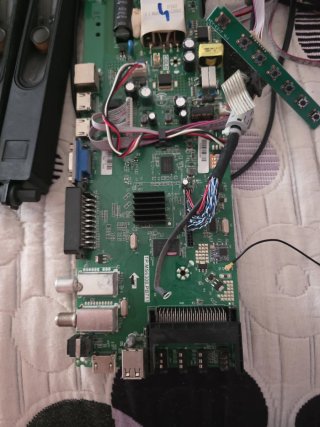 Televisor Sharp LC-40CFE6242E