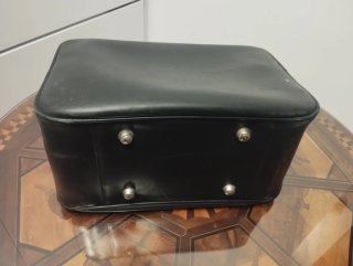 Bolso negro vintage asas total