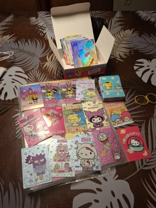 Cartas/Cromos Hello Kitty y Amigos