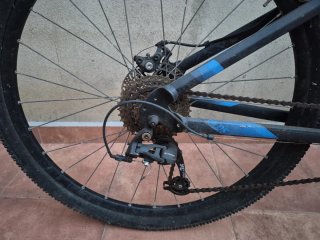 Bicicleta Rockrider 29 Negra y Azul