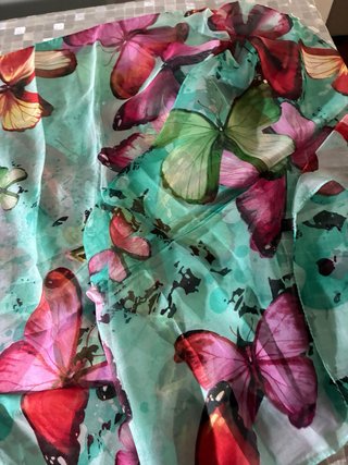 Foulard con stampa farfalle
