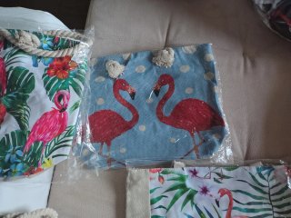 Lote 30 Bolsos de Playa Flamencos