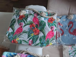 Lote 30 Bolsos de Playa Flamencos