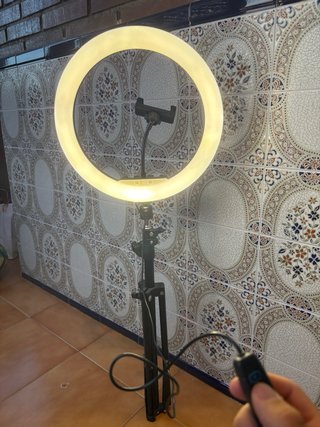 Trípode movil con luz 1,85m plegable