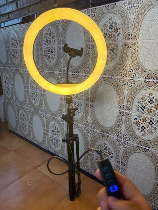 Trípode movil con luz 1,85m plegable