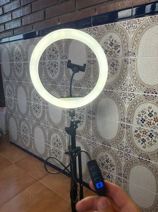 Trípode movil con luz 1,85m plegable