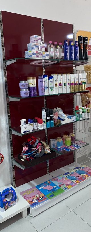 Mobiliario completo tienda